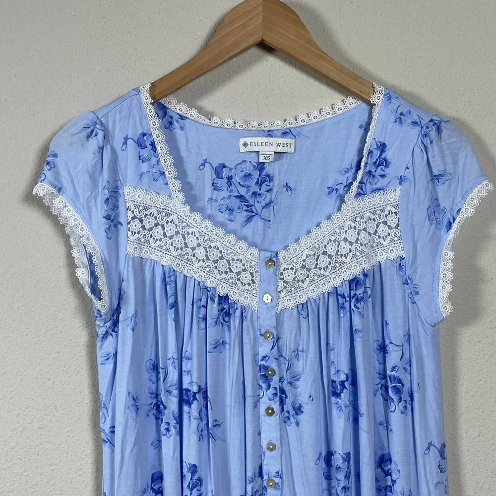 Eileen West Traditonal Nightgown Womens‎ XS Blue Floral Lace Trim Cottagecore
